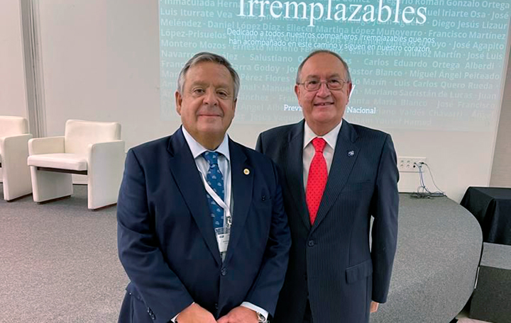 Julio Ancochea, presidente de PSN, con Luis Miguel Tobajas, presidente de la Real Academia de Medicina de Zaragoza