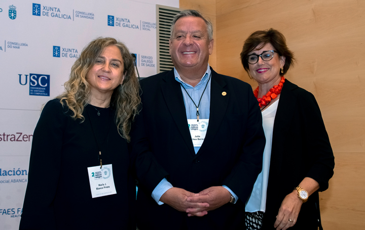María Blanco, Julio Ancochea y Ana Fernández-Teijeiro, en el II Encontro Mundial de Médicos Galegos