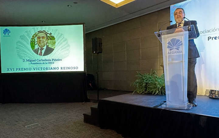 Intervención del homenajeado por Aegama, Miguel Carballeda.