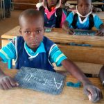 Alumno del colegio de Louly Sindiane, apoyado por Camina Senegal.