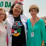 Dolores Fernández, primera de la izquierda, con otras colaboradores, durante la celebración del 48 aniversario de Iperba.