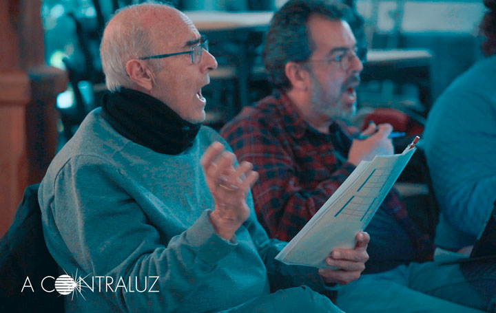 Ensayo de A Contraluz.