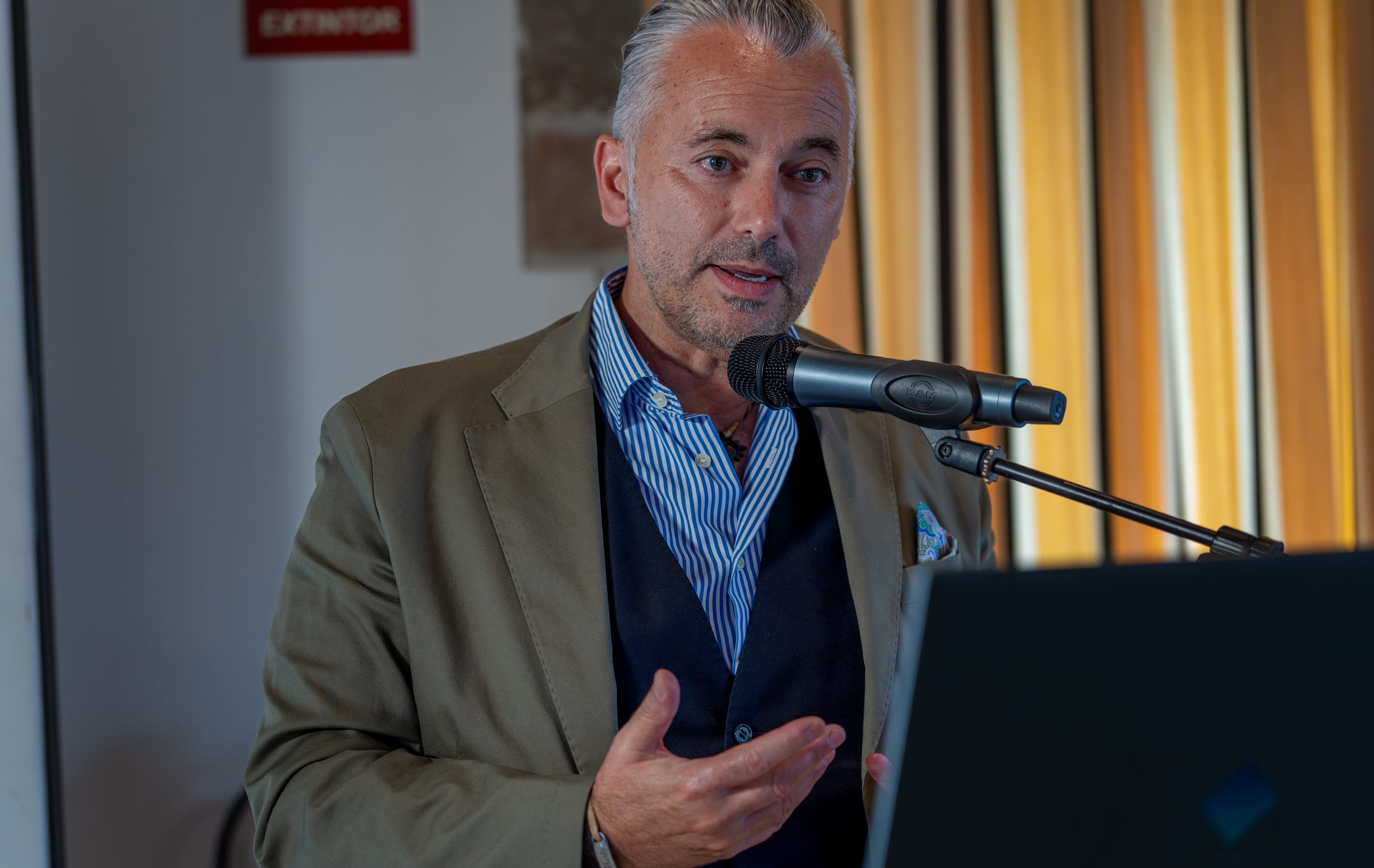 Alberto Cipolla, de Menarini España, entidad patrocinadora de la IV Beca de Medicina Rural.