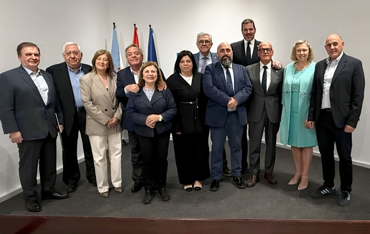 La amplia representación ourensana en el acto de reivindicación de la Ribeira Sacra.