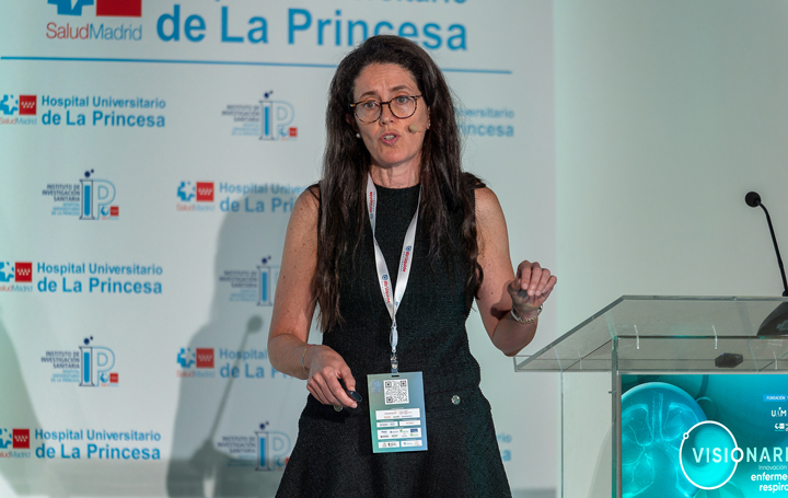 Marta Hernández Pérez, coordinadora del Área de Microbiología y del grado de Biomedicina de la Universidad de Valladolid